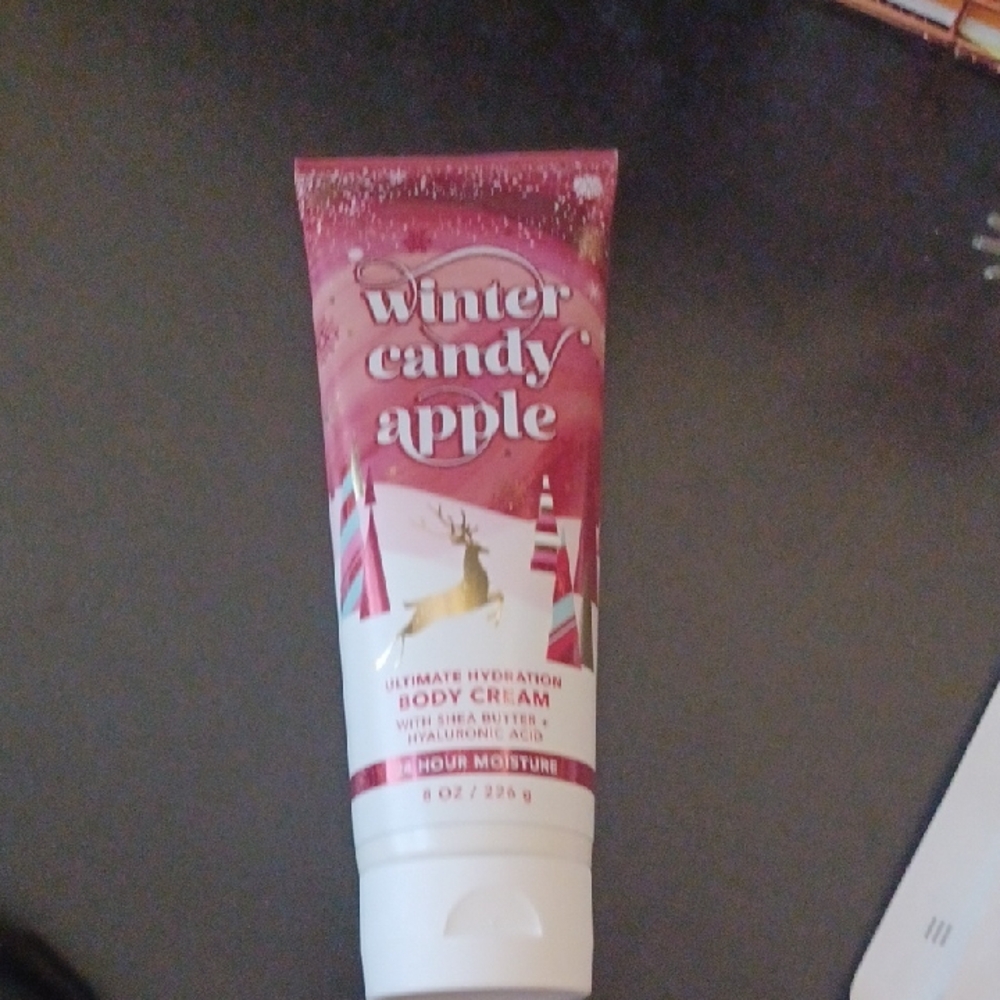 Bath & Body Works Winter Candy Apple Body Cream